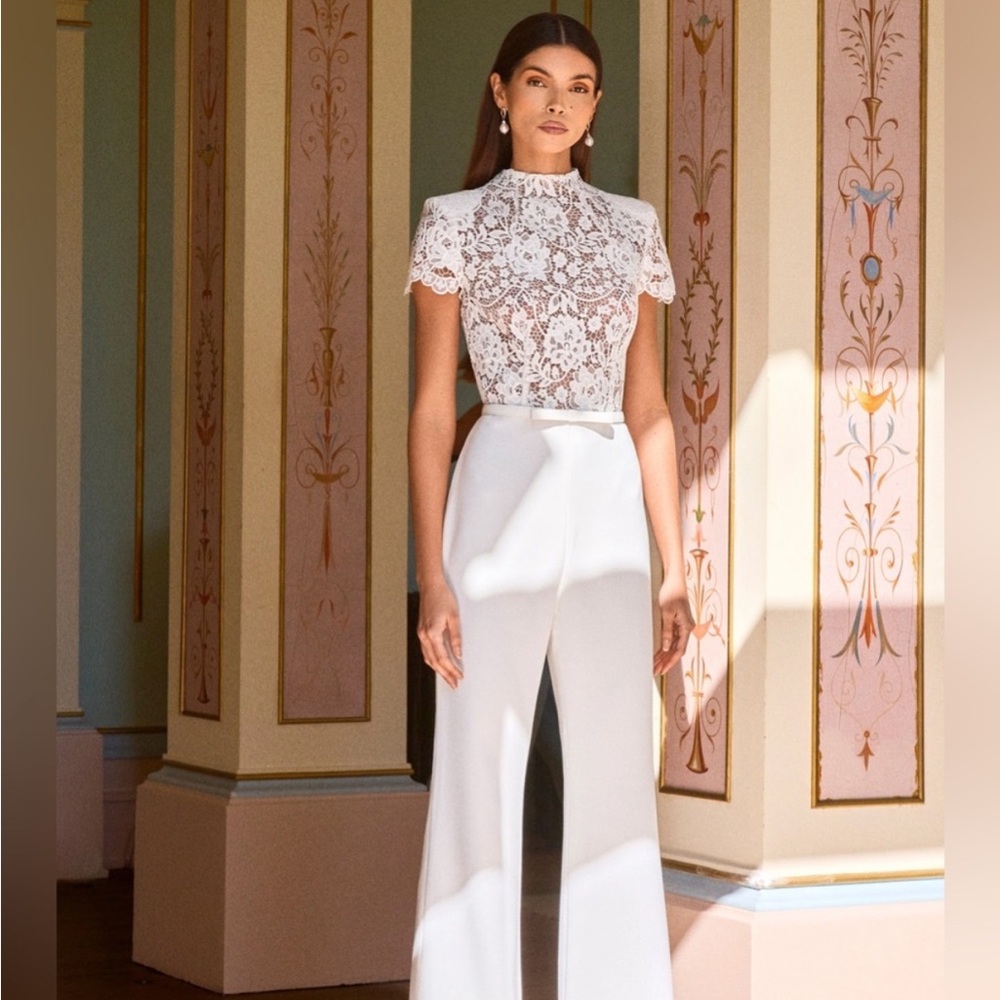 NEW NADINE MERABI Hattie White Jumpsuit Size 6